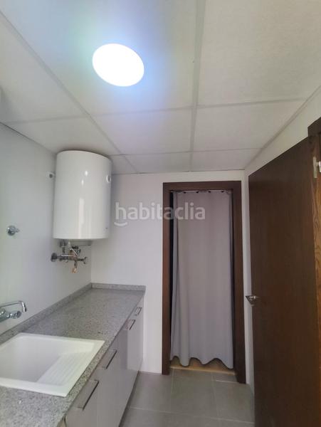 Foto 9ab6fb38-8f1e-4ce6-b89e-1ed4eadc0a51. Casa pareada venta de casa adosada ubicada en una parcela urbana de 205 metros cuadrados en Villavieja