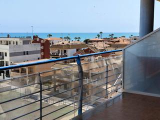 Apartament a Carrer gravina 41. Venta apartamento frontal al mar con vistas despejadas de 1 habi
