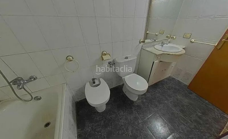 Foto 0a694214-e286-4e6a-9f4b-d1895ded9613. Pis a avinguda diagonal 15 a Nules