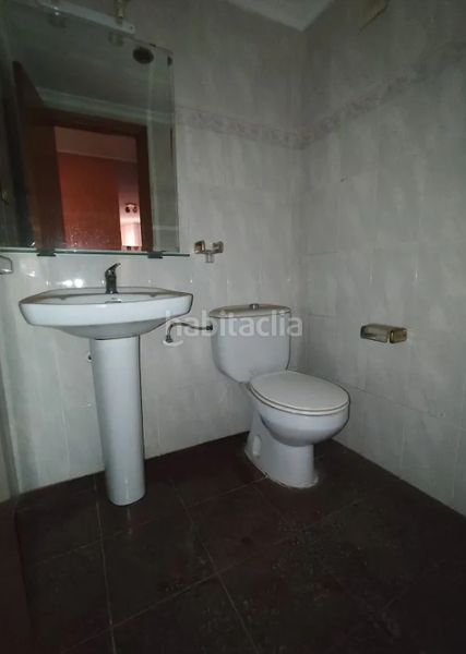 Foto 6f06272a-69d5-4456-b66e-7911e88b7916. Pis a avinguda diagonal 15 a Nules