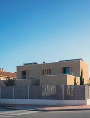 Terreno residencial en Grup la Cova 45