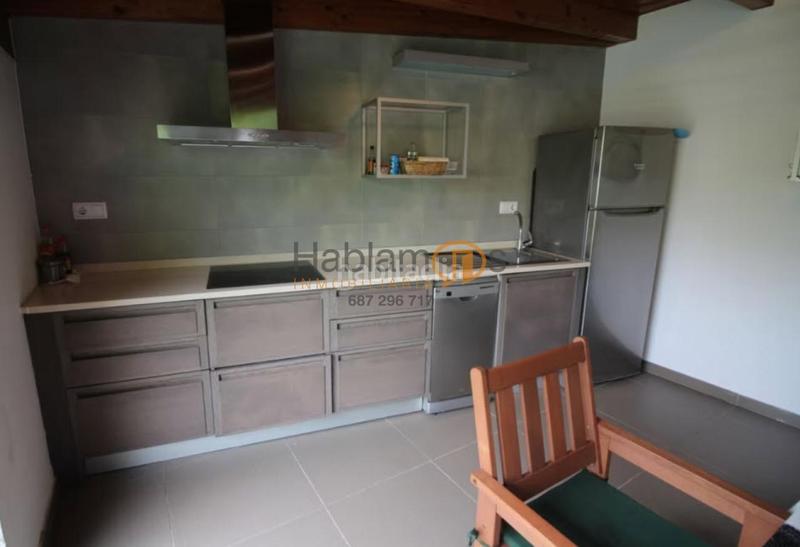 Foto 240fbd92-21a2-40e9-a404-e784150c8061. Chalet with heating parking pool in Noalla Sanxenxo