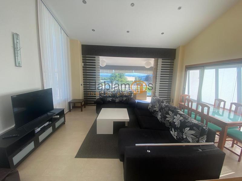 Foto aa02e28d-baf7-4494-b25a-a69757a77f13. Chalet en Vilalonga Sanxenxo