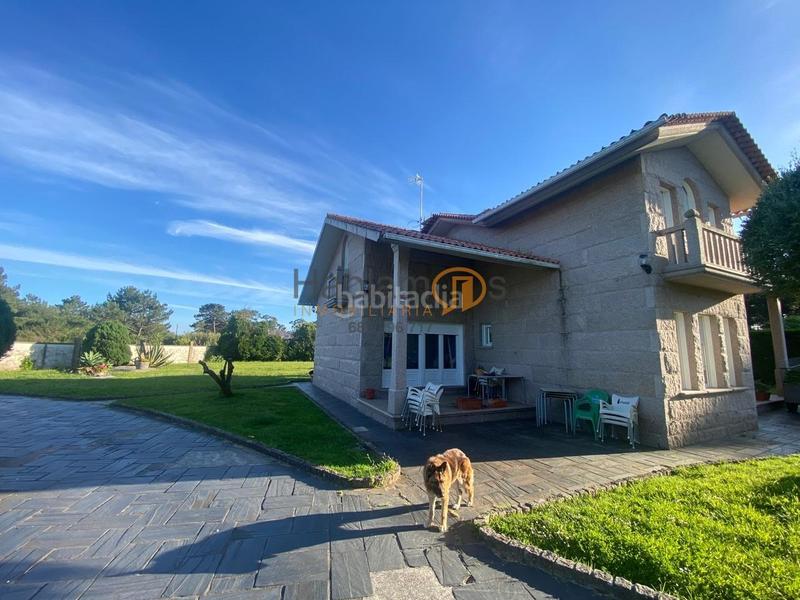 Foto f2b56d7a-cbe1-4982-a81a-14b30ef655be. Chalet en Illa de Arousa (A)