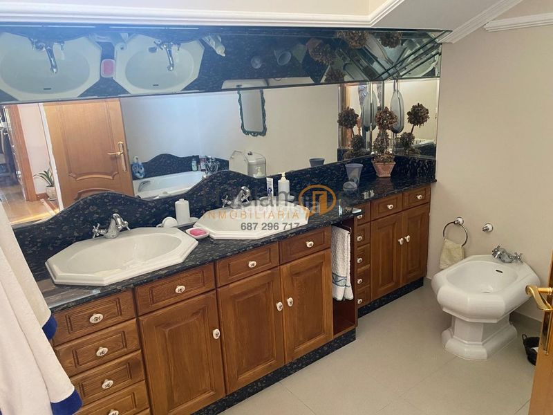 Foto 00a85e58-fdf2-4935-b2a8-75f2847828a3. Chalet avec chauffage parking dans Illa de Arousa (A)