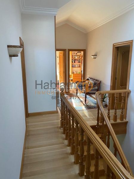 Foto b6fa6d0e-0bf9-4396-99e5-9c23eb76c051. Chalet avec chauffage parking dans Illa de Arousa (A)