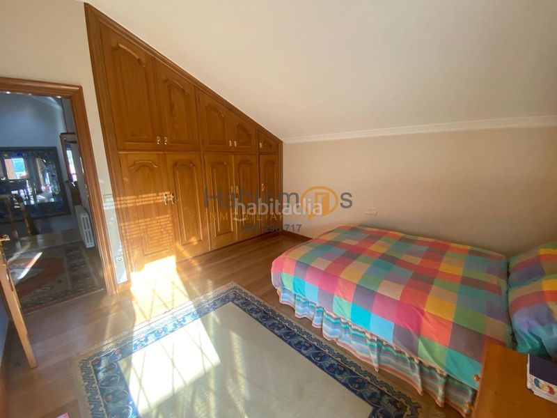 Foto ba91bd97-8ea0-4d78-ba10-9f4b17f11c21. Chalet avec chauffage parking dans Illa de Arousa (A)