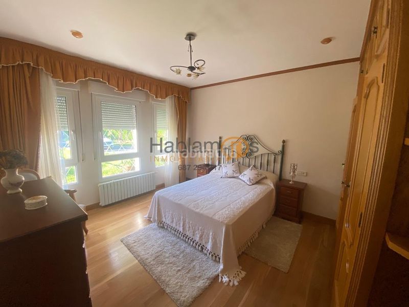 Foto d2fb3ed9-b10a-4fc5-bdb9-2e29e3019f41. Chalet avec chauffage parking dans Illa de Arousa (A)