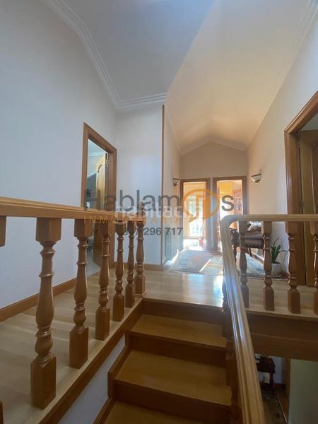 Foto dd68862f-1d44-4ed0-9bd0-b70f977931bb. Chalet avec chauffage parking dans Illa de Arousa (A)