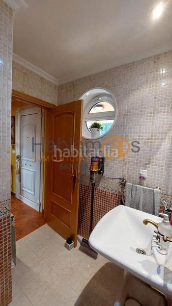 Foto 388e3845-85cc-49a2-8466-8a4d04bf48f1. Casa adosada en Sanxenxo pueblo Sanxenxo