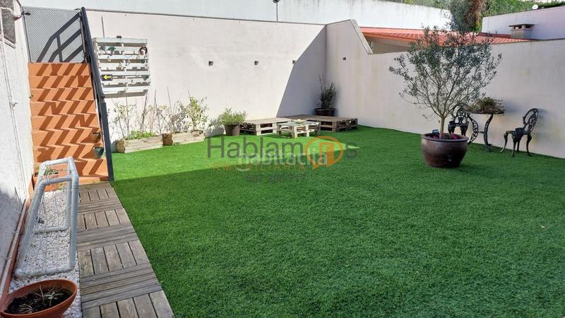 Foto cc2eea42-fb16-418a-a988-37a136a65cf2. Semi detached house with parking pool in Sanxenxo pueblo Sanxenxo