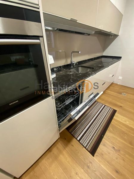 Foto 508eb352-f71a-42d4-9e46-e0a023e9efaf. Flat with parking in Centro Ourense