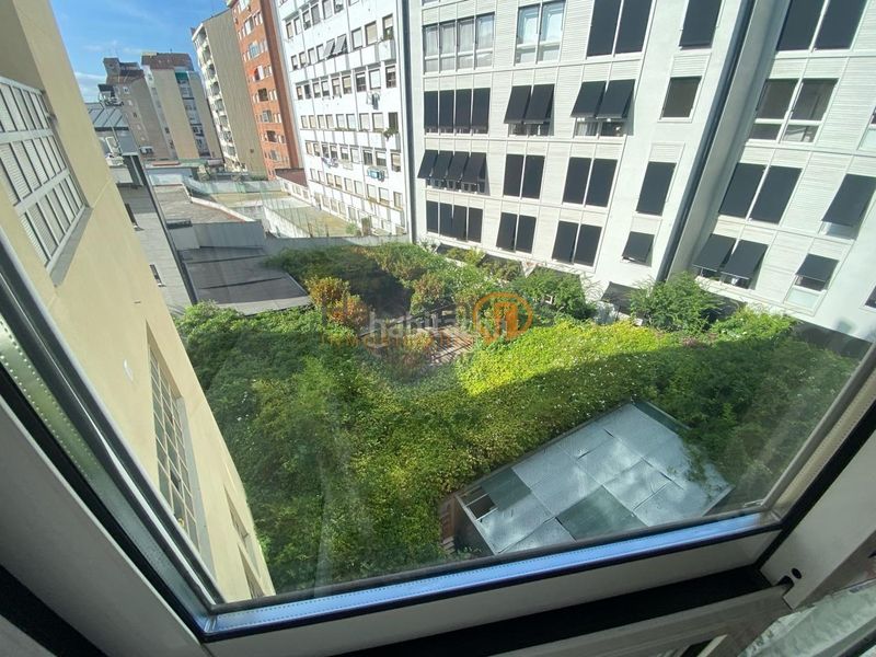 Foto 7cd76318-76b9-4458-8169-66efd2603202. Flat with parking in Centro Ourense