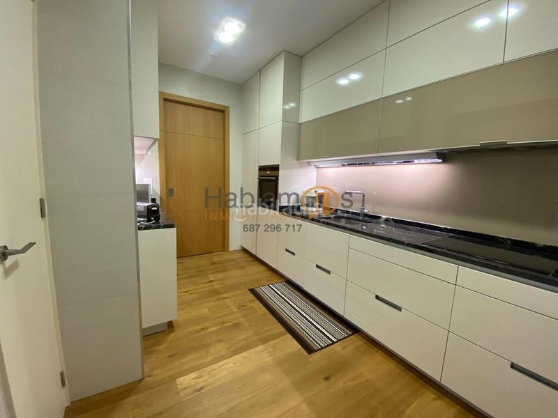 Foto b904333c-f4f9-469c-ada2-6b28d33cb862. Flat with parking in Centro Ourense