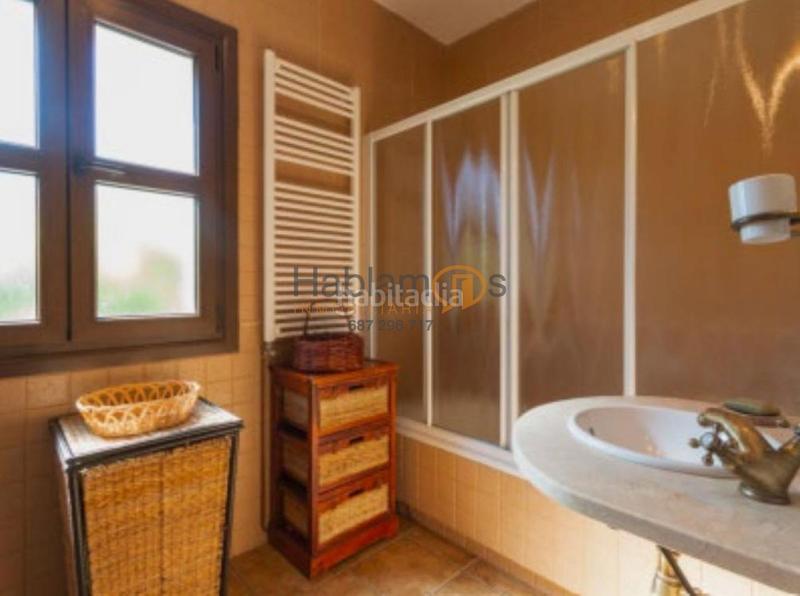 Foto 1548af43-e03e-490b-bd82-997320e1b2e4. Chalet with heating parking in Nantes Sanxenxo