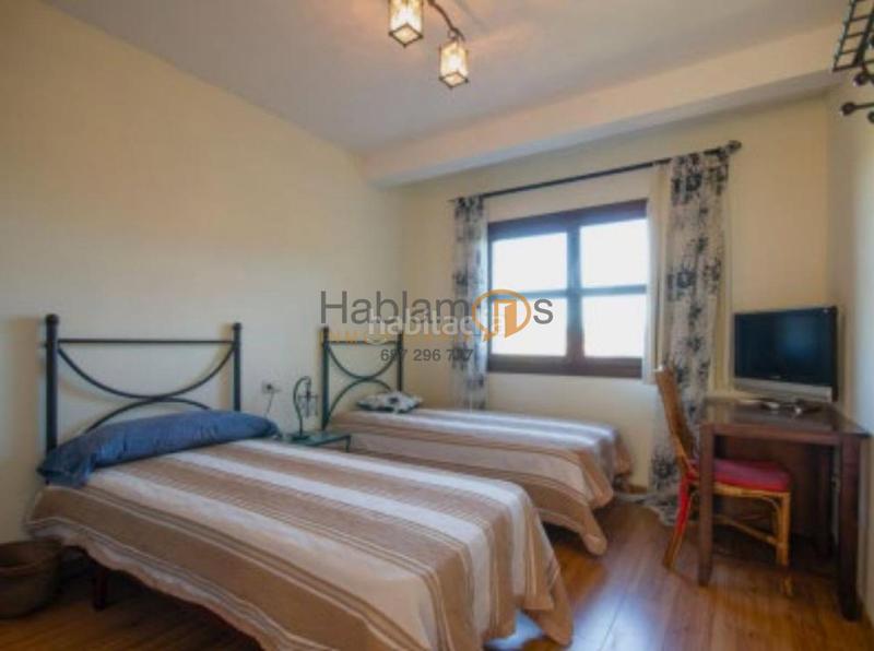 Foto e0a1c7e7-9ec6-4493-9867-0287493a2e7e. Chalet en Nantes Sanxenxo