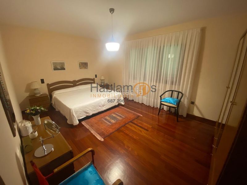 Foto a9dd2d18-0ed5-41ab-84a7-7093e9a1592b. House with heating parking in Vilanova de Arousa