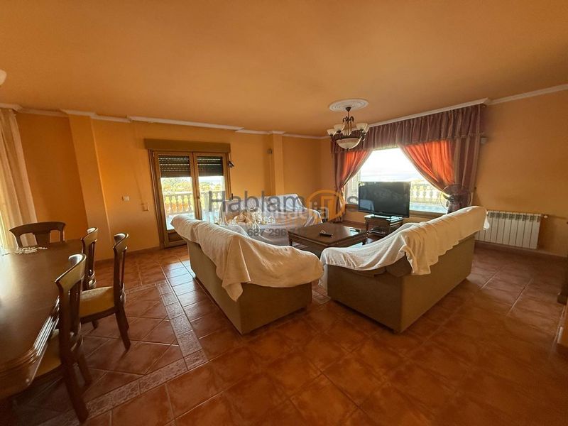 Foto cc796da9-9d2e-4ddc-b429-1669b9677a12. House with heating parking in Vilagarcía Vilagarcía de Arousa
