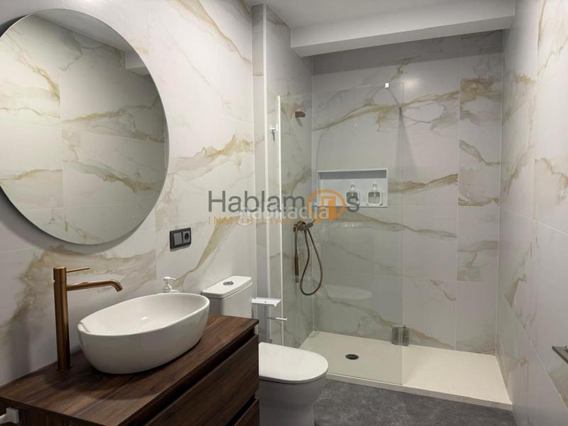 Foto f6efab58-c7d3-43cc-80b4-339ede620374. Flat with heating in Zona de Plaza de Barcelos Pontevedra