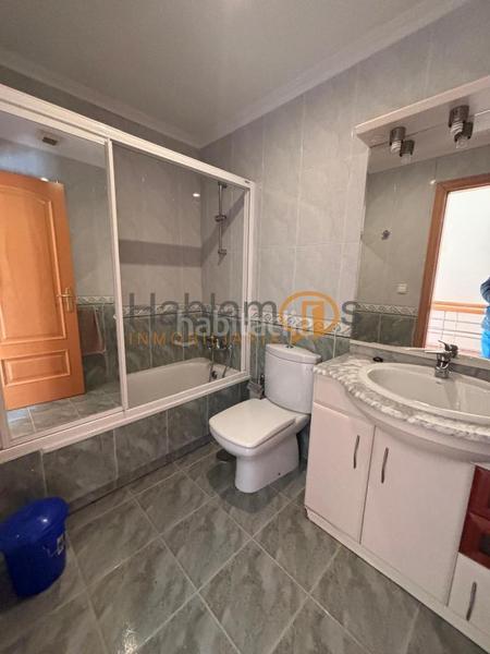Foto b7f8a968-4dd2-4d00-9a2a-447084f2fb08. Casa bifamiliare con riscaldamento parcheggio piscina in Sanxenxo