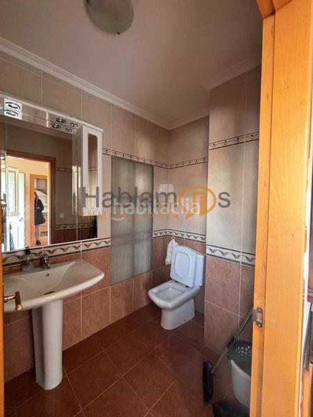Foto bcb136e7-a632-4497-a013-b02b31439a72. Casa bifamiliare con riscaldamento parcheggio piscina in Sanxenxo
