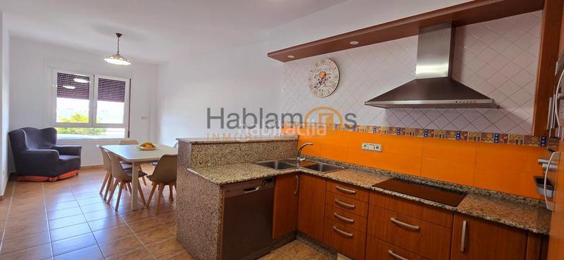 Foto a3401ffe-03e0-4839-a4af-244057b44130. Casa con riscaldamento parcheggio in Illa de Arousa (A)