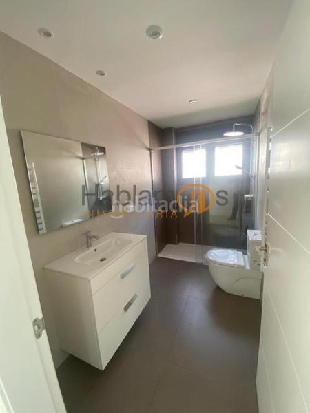 Foto 4ee4ea6a-eb4a-4ea4-9732-b462ea8103b7. Chalet con riscaldamento parcheggio in Cambados