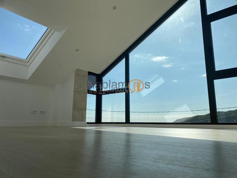 Foto 901d187f-46ce-4100-b810-66a2b4330365. Chalet con riscaldamento parcheggio in Cambados