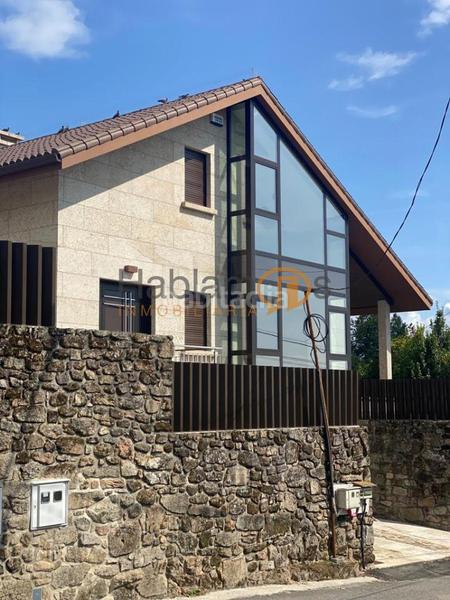 Foto cb4f1089-a348-4435-8304-3c8447310e0b. Chalet con riscaldamento parcheggio in Cambados