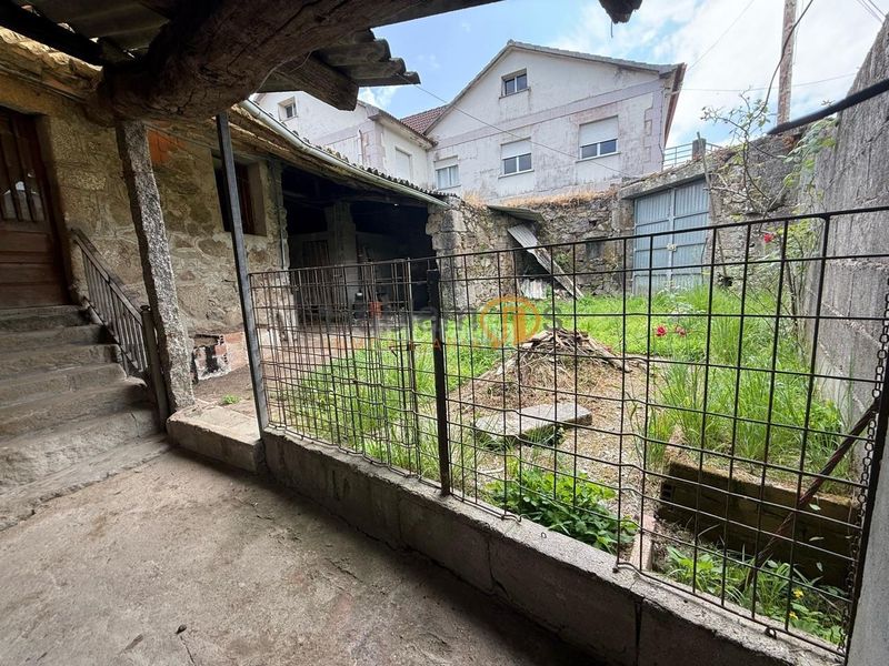 Foto dabe983c-6e5b-4d4c-b487-05baf32b7112. House in Meis