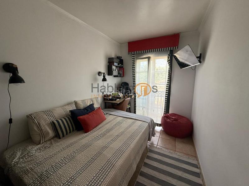 Foto b11a256c-2fbf-4763-bf8d-eae25a1fbd68. Casa con riscaldamento in Cambados