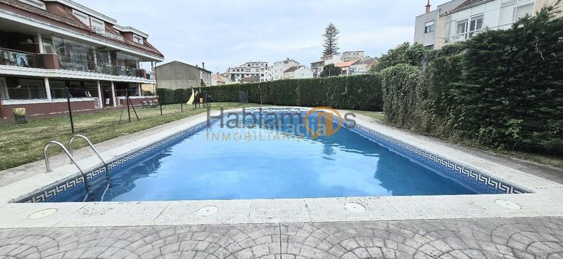 Foto 2f5432bc-deda-4127-9998-fb8f95f35ca9. Pis amb calefacció aparcament piscina a O Carril Vilagarcía de Arousa