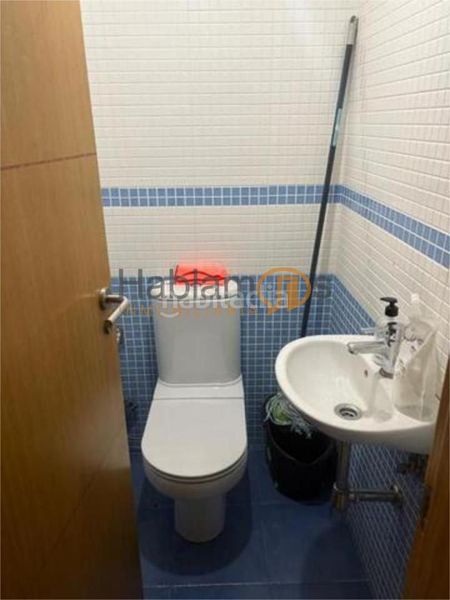 Foto ae85f4be-9b85-495c-8e23-06b175d550a9. Pis amb calefacció aparcament piscina a O Carril Vilagarcía de Arousa