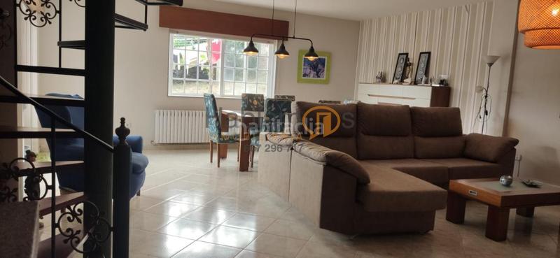 Foto 2367418f-03e6-4646-9629-84ff63e6876a. Casa en Vilanova de Arousa