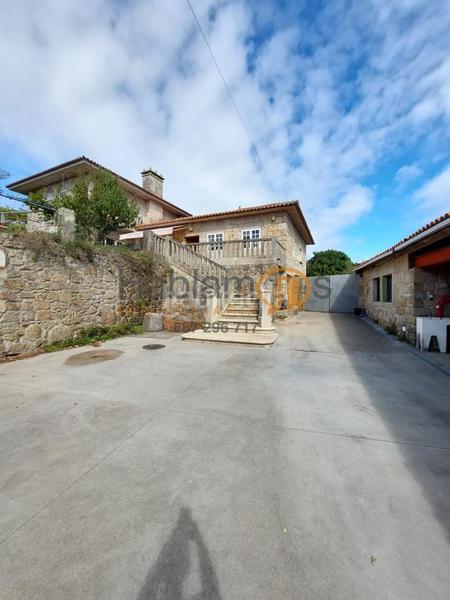 Foto ce521651-cf55-490c-b2cc-44e4bd1615a2. Casa en Vilanova de Arousa