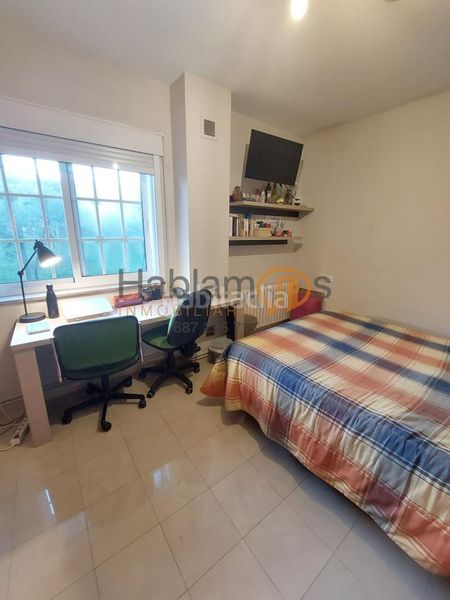 Foto 433781e4-a033-4878-a96f-40a206ae0221. House with heating parking in Vilanova de Arousa