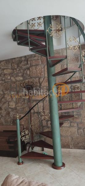 Foto 8c54c8a6-5db2-4429-b267-0108ee4d70c4. House with heating parking in Vilanova de Arousa