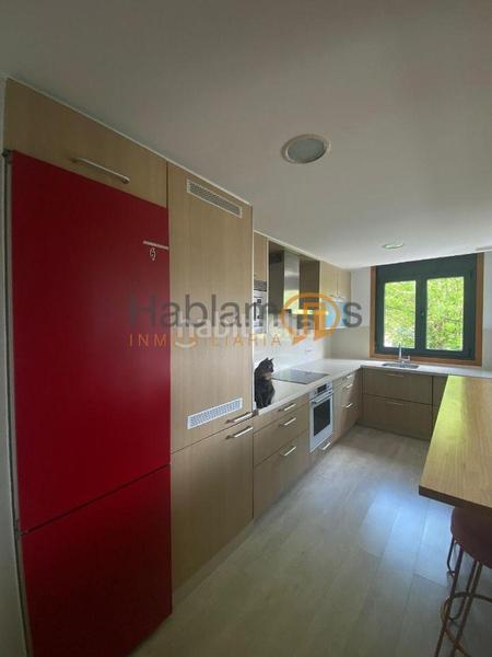 Foto 2f392bd6-3a27-4ef6-b171-74d3faeedb0f. Piso en Sanxenxo pueblo Sanxenxo