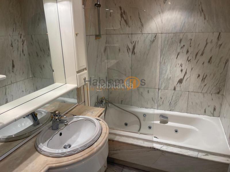 Foto 4a18ef43-85ab-4b7f-9ba3-f0296de240e8. Appartamento con riscaldamento parcheggio in Plaza España - Corte Inglés Vigo