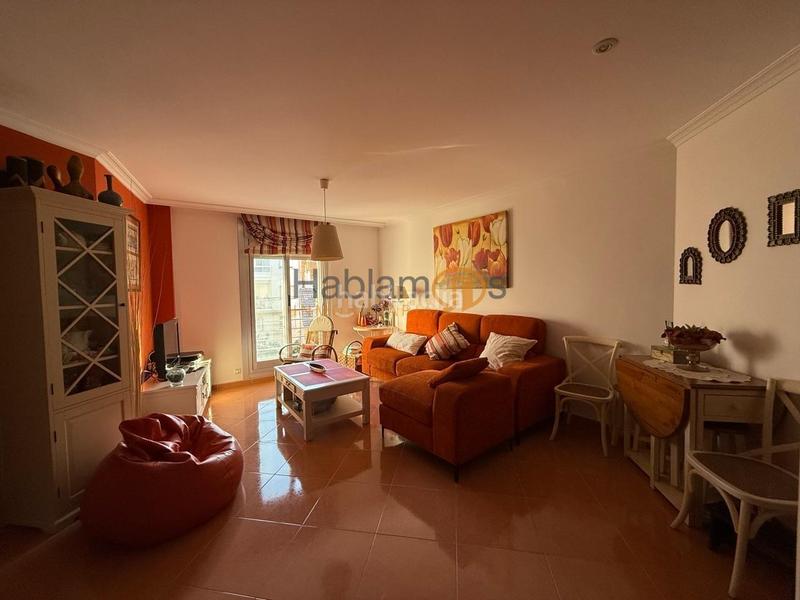 Foto d4b40f53-b858-4031-a14d-70c1a6623dd7. Flat with heating parking in Poio