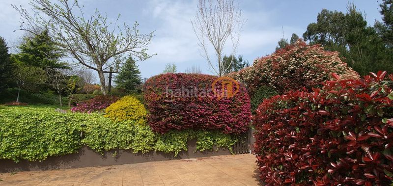 Foto a56b8171-bb11-447d-888f-619fd1b50850. Chalet mit heizung parking pool in Vilanova de Arousa