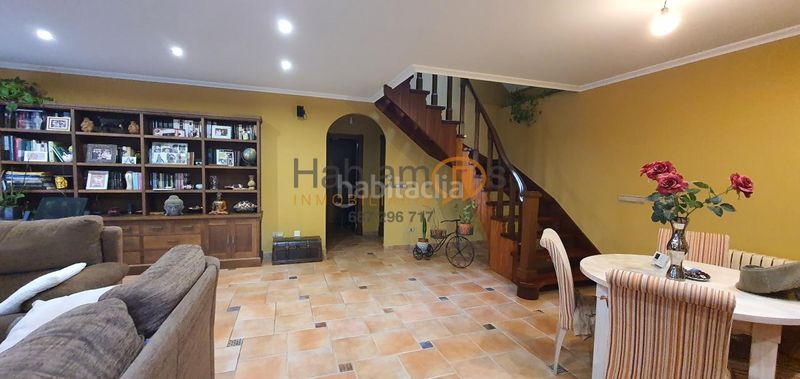Foto 048bb986-0a74-4348-be2e-06e27171be97. Chalet with heating parking pool in Vilanova de Arousa