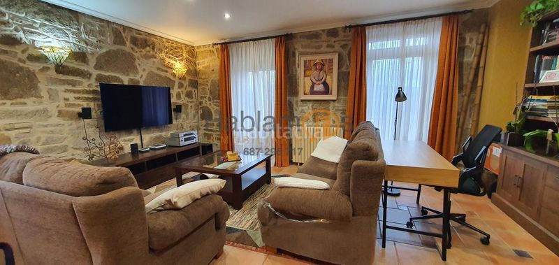 Foto 76ac2708-762a-4485-92cf-fb08f006d695. Chalet with heating parking pool in Vilanova de Arousa
