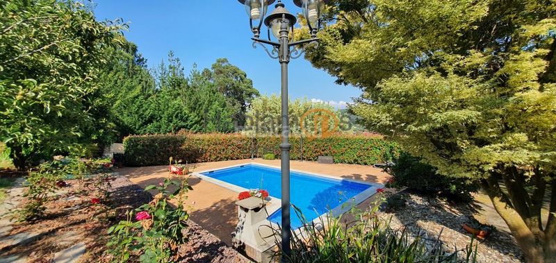 Foto fd082034-8855-4413-850f-1722c1bee2c1. Chalet with heating parking pool in Vilanova de Arousa
