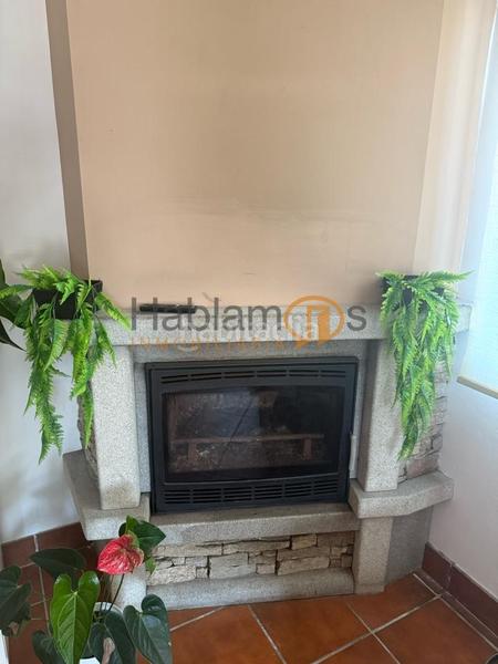 Foto 90e560d2-1642-4ea0-b97a-e70ecb032440. Casa en Cambados