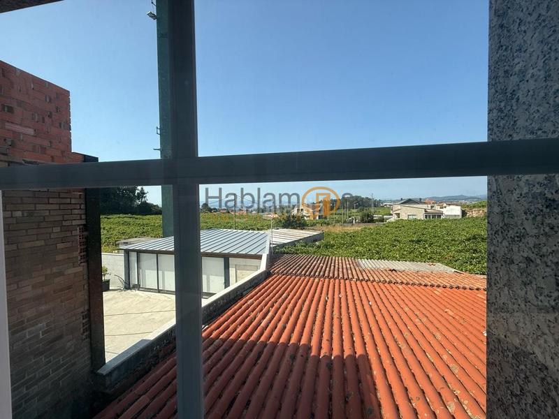 Foto 5ca3d3a8-539c-4fd1-8948-0315007291de. Maison avec chauffage parking dans Cambados