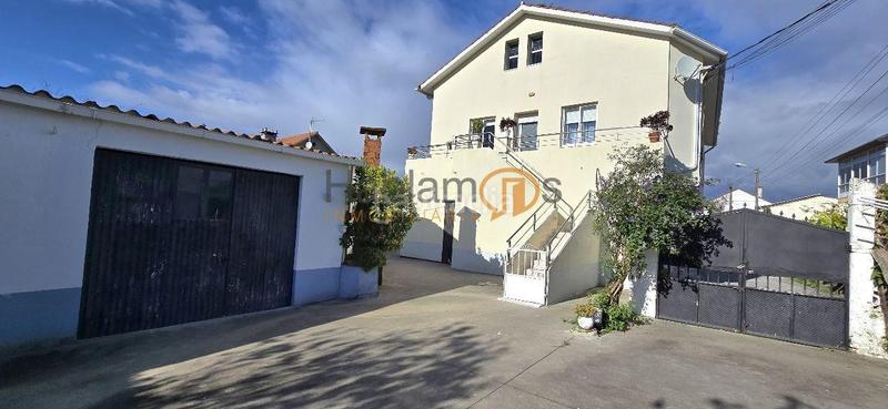 Foto 2f32d00e-43e8-4af1-807f-3d3cbdcd2121. Chalet avec chauffage parking dans Sobrán Vilagarcía de Arousa