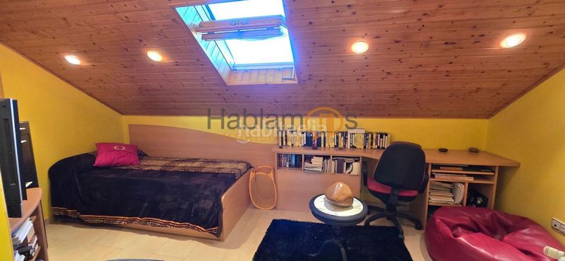 Foto 2fec0c4a-c1b2-48f2-93f1-41c69d168943. Xalet amb calefacció aparcament piscina a Vilagarcía Vilagarcía de Arousa