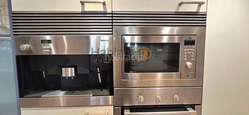 Foto 45e393f8-327b-4ddf-9c43-effa502c6876. Xalet amb calefacció aparcament piscina a Vilagarcía Vilagarcía de Arousa