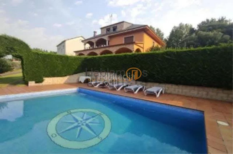 Foto 7fce034c-5955-4b35-8247-779a2206af0a. Xalet amb calefacció aparcament piscina a Vilagarcía Vilagarcía de Arousa